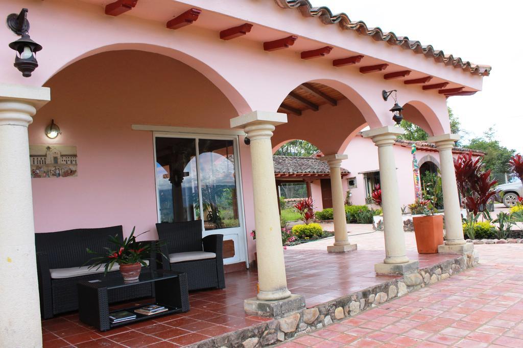 Hacienda El Pinar Del Viento Bed & Breakfast Виля Де Лейва Екстериор снимка